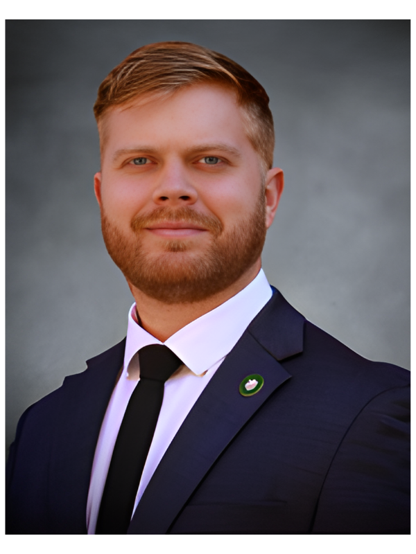 Ryan Larson, Drexel Hamilton associate and U.S. Army Veteran.